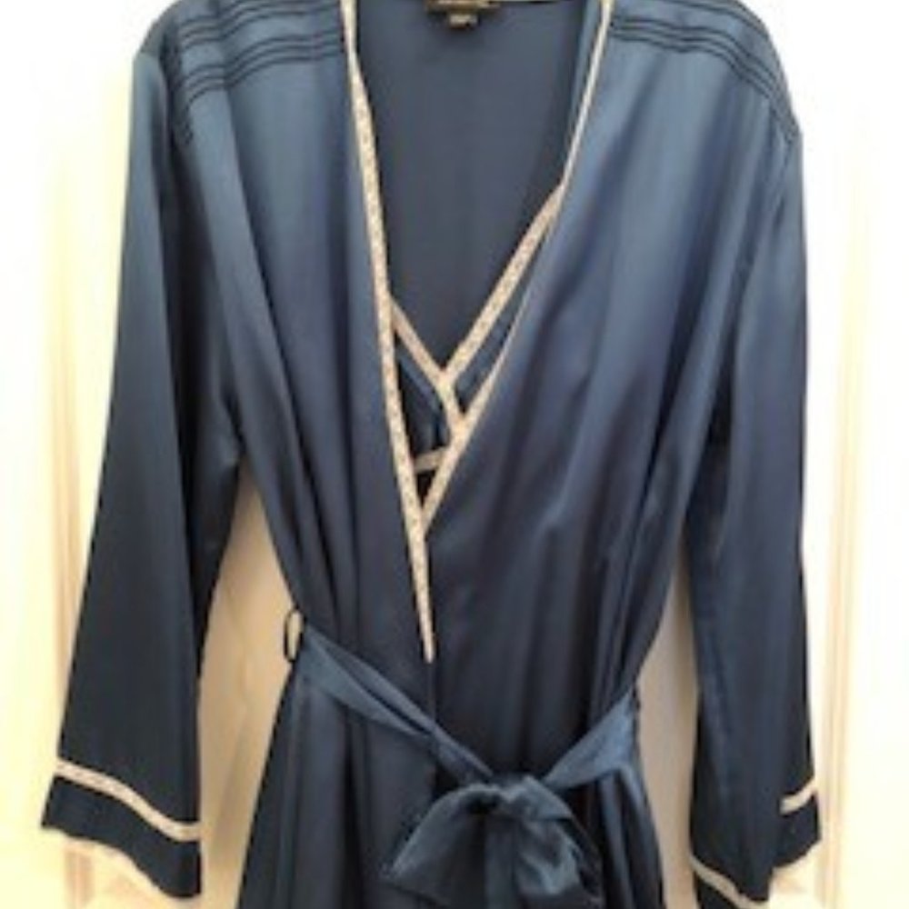 Jones NY Nightgown & Robe